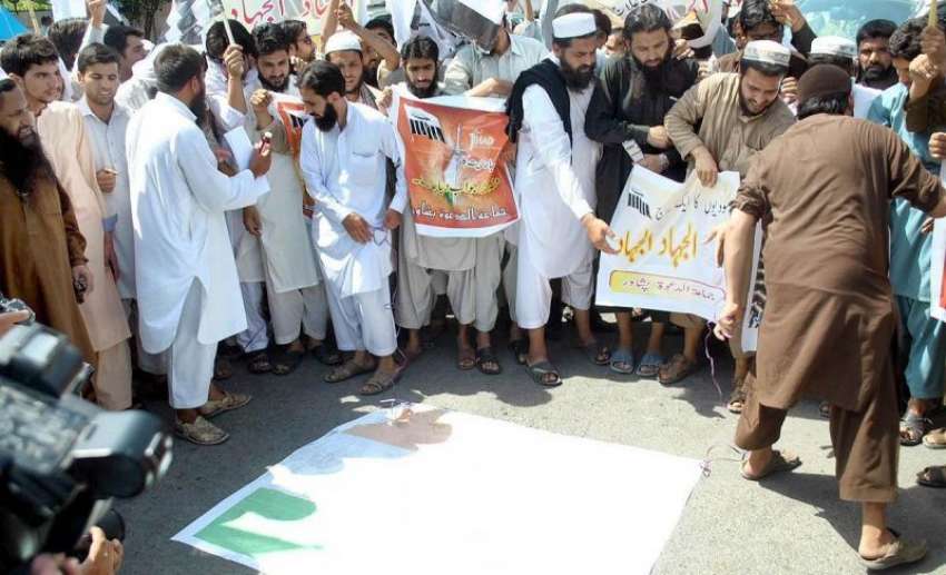 پشاور: جماعتہ الدعوة کے زیر اہتمام بھارت کے خلاف احتجاجی ..