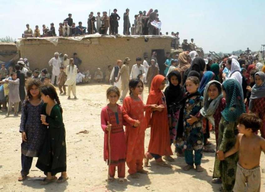 اسلام آباد: اسلام آباد: سی سی ڈی اے کی جانب سے افغان کچی آبادی ..