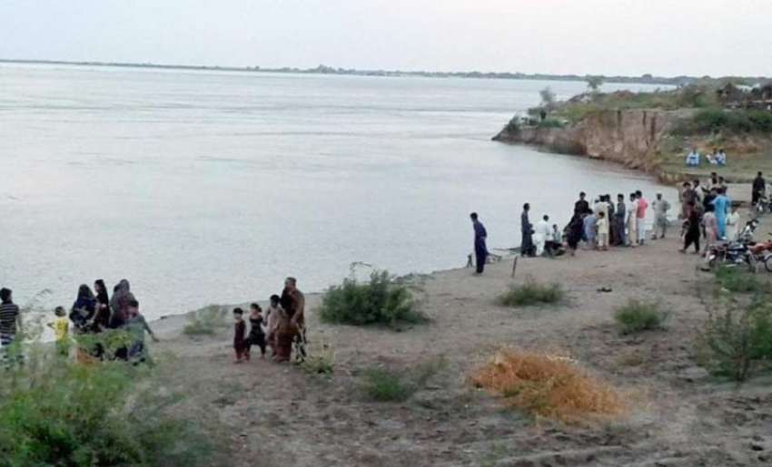 ھالا:پرانا ھالا دریائے سندھ پر محکمہ آبپاشی اور انتظامیہ ..