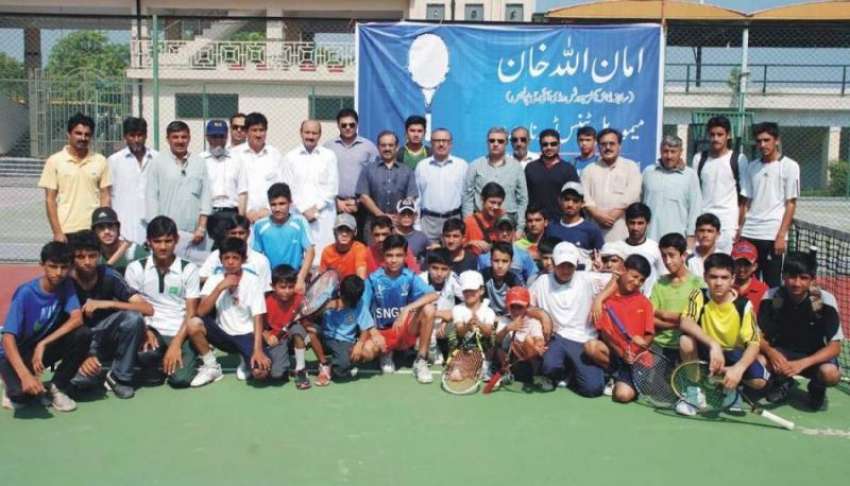 پشاور: ڈی جی امان اللہ نیشنل رینکنگ ٹینس چمپئن شپ کے افتتاح ..