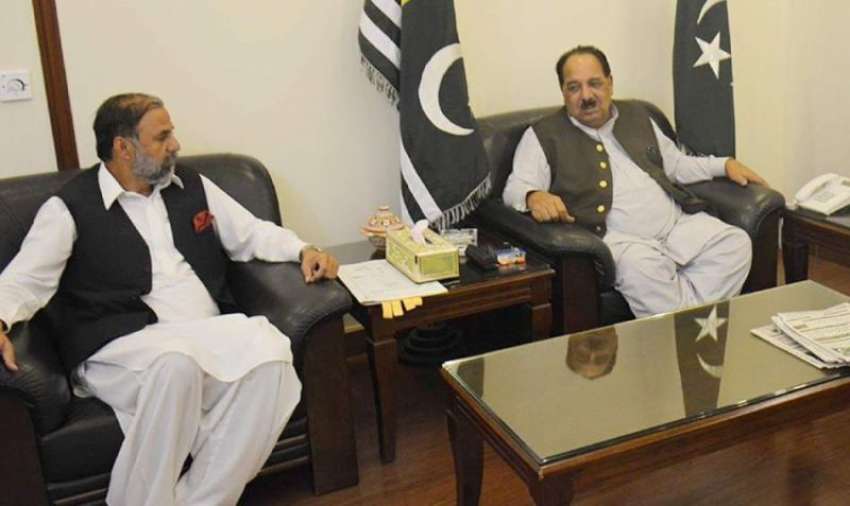 اسلام آباد:وزیر اعظم آزاد کشمیر چوہدری عبدالمجید سے وزیر ..