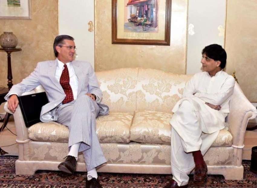 اسلام آباد: وفاقی وزیر دفاخلی چوہدری نثار علی خان سے امریکی ..