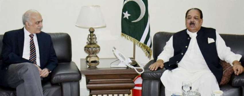 مظفر آباد: وزیر اعظم آزاد کشمیر چوہدری عبدالمجید سے سیکرٹری ..