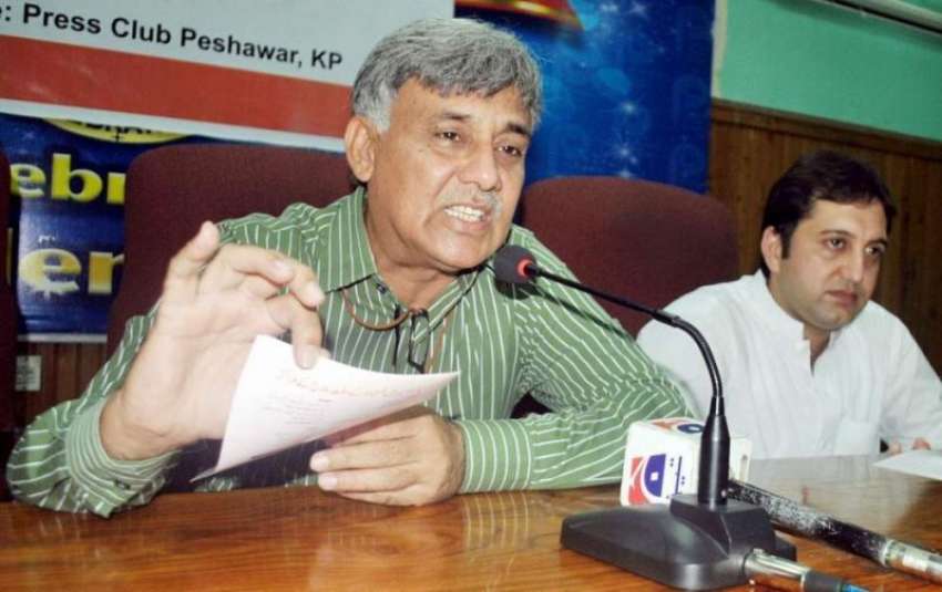 پشاور: ڈاکٹر سجاد فسٹیولا بیماری کے حوالے سے پریس کانفرنس ..