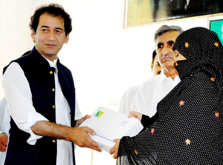 پشاور: خیبر پختونحوا کے وزیر برائے ابتدائی و ثانوی تعلیم ..