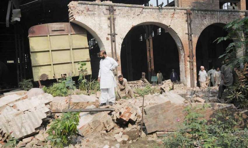 لاہور: ریلوے ڈرائیور کی غفلت کے باعث مال گاڑی کی ٹکر سے متاثر ..
