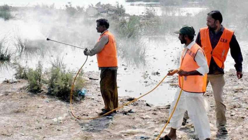حیدر آباد: کنٹونمنٹ بورڈ کی جانب سے مچھر مار مہم کے دوران ..