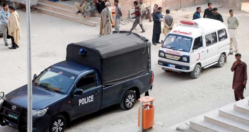 راولپنڈی: تہمینہ قتل کیس کے ملزم عمیر کے تین ساتھیوں کو عدالت ..