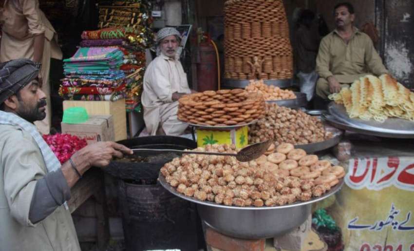 لاہور: حضرت داتا گنج بحش کے سالانہ عرس مبارک کے سلسلہ میں ..