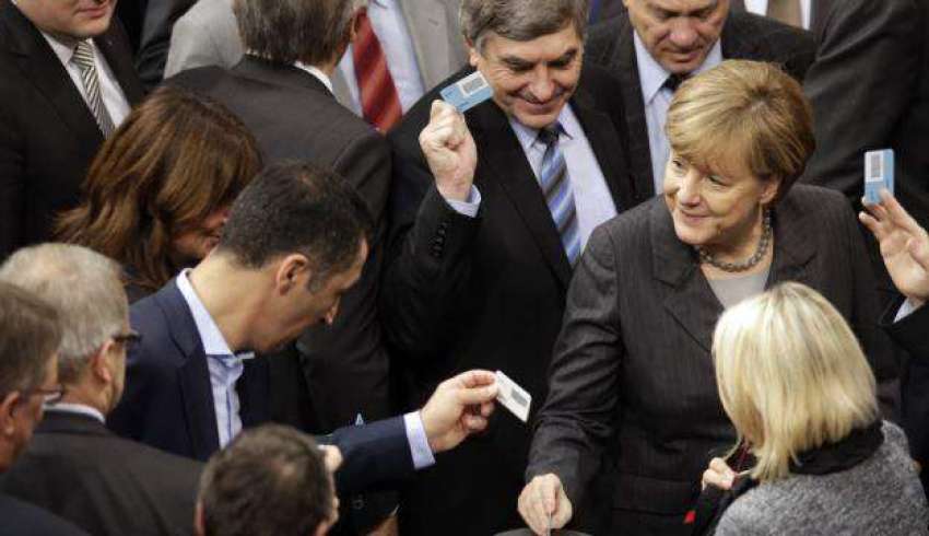 جرمنی پارلیمان میں بین الاقوامی اتحاد کاحصہ بننے کے لیے ..
