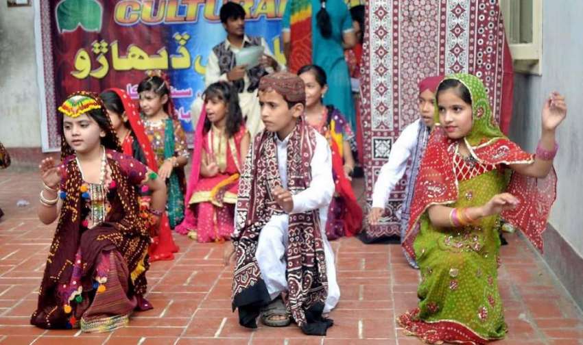 حیدر آباد: بحریہ فاؤنڈیشن کالج کے زیر اہتمام یوم ثقافت کی ..