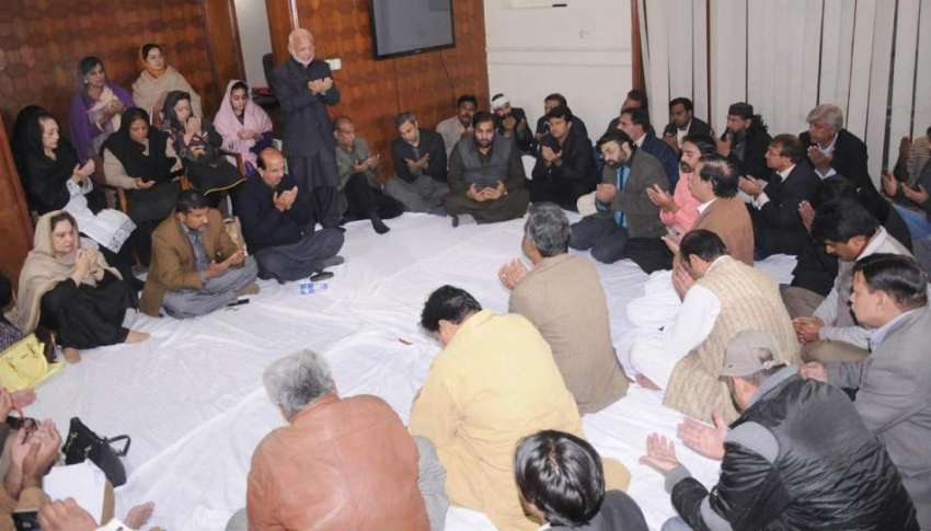 لاہور: چیئرمین تحریک انصاف کے سیاسی مشیر اعجاز احمد چوہدری ..