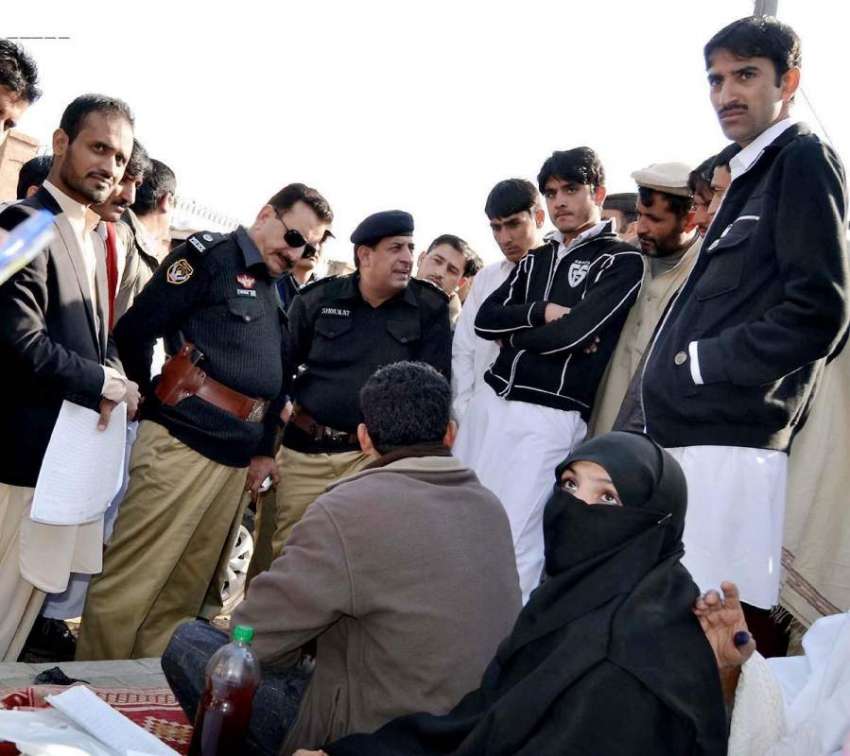 پشاور: لنڈی ارباب کے رہائشی اپنے مطالبات کے حق میں احتجاجی ..