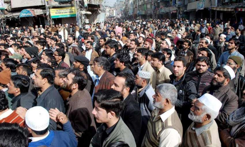راولپنڈی: ٹی ایم اے کی جانب سے راجہ بازار میں تجاوزات کے ..