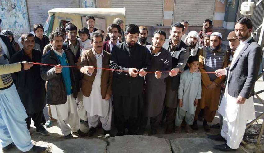 کوئٹہ: تحریک انصاف کے رہنما محمد عظیم مقامی ہوٹل کا افتتاح ..