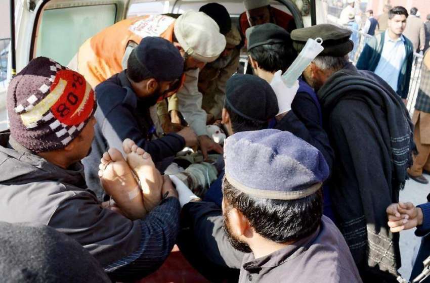 پشاور: چار سدہ باچا خان یونیورسٹی پر دہشتگردوں کے حملے میں ..