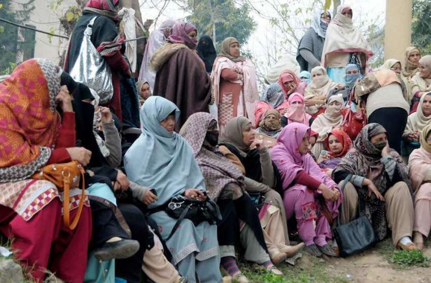 راولپنڈی: پنجاب ٹیچرز یونین کے زیر اہتمام مظاہرے میں شریک ..