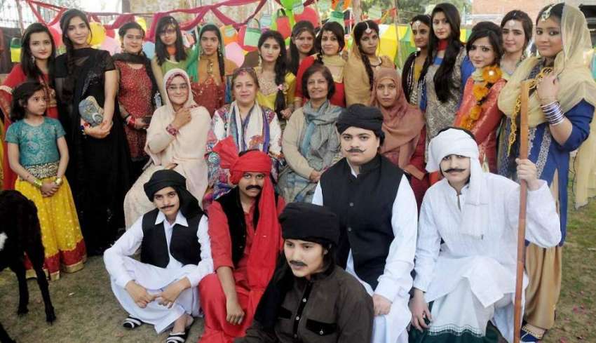 راولپنڈی:لیڈر شپ کالج میں کلچر ویک کی افتتاحی تقریب کے موقع ..