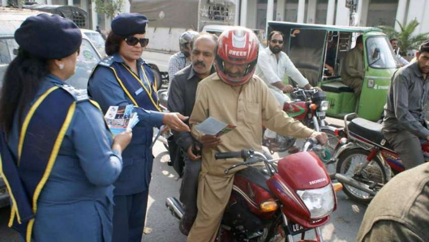 لاہور: سٹی ٹریفک پولیس اور پنجاب سیف سٹی اتھارٹی کی طرف سے ..