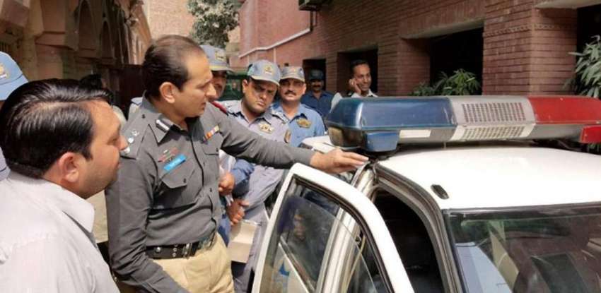 لاہور: چیف ٹریفک آفیسر طیب حفیظ چیمہ سٹی ٹریفک پولیس کے زیر ..