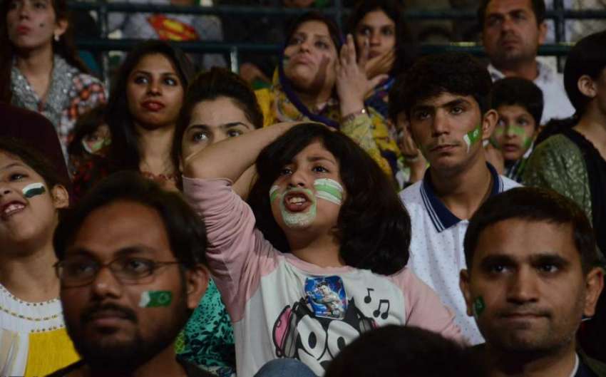 لاہور: بھارت میں کھیلے جانیواہے پاک بھارت میچ کا لاہور کے ..