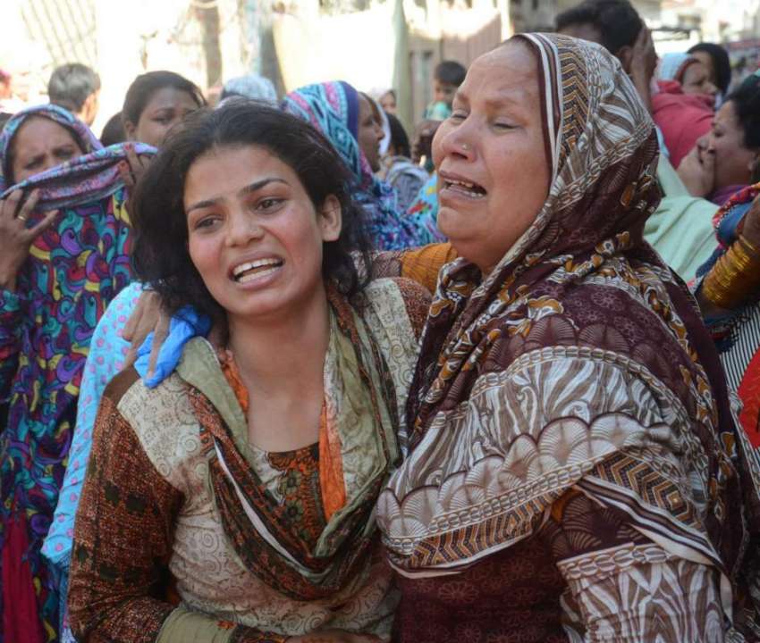 لاہور: سانحہ گلشن اقبال پارک میں ہلاک ہونیوالے سلامت مسیح ..