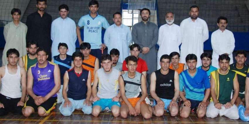 پشاور: قومی سینئر والی بال چمپئن شپ کے لیے فاٹا کی ٹیم کا ..