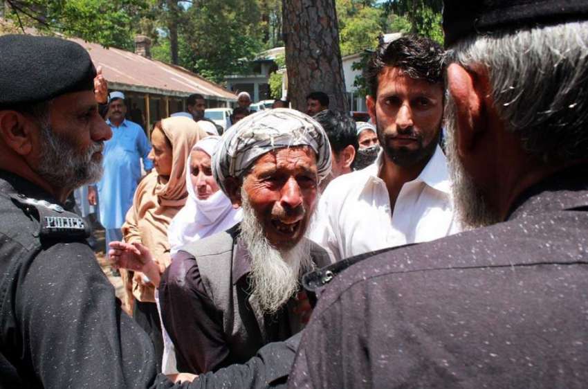 ایبٹ آباد: انسداد دہشت گردی کی عدالت میں امبرین قتل کیس کی ..