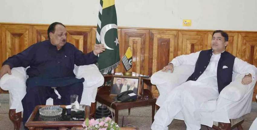 میرپور: وزیر اعظم آزاد کشمیر چوہدری عبدالمجید سے مشیر اووسیز ..