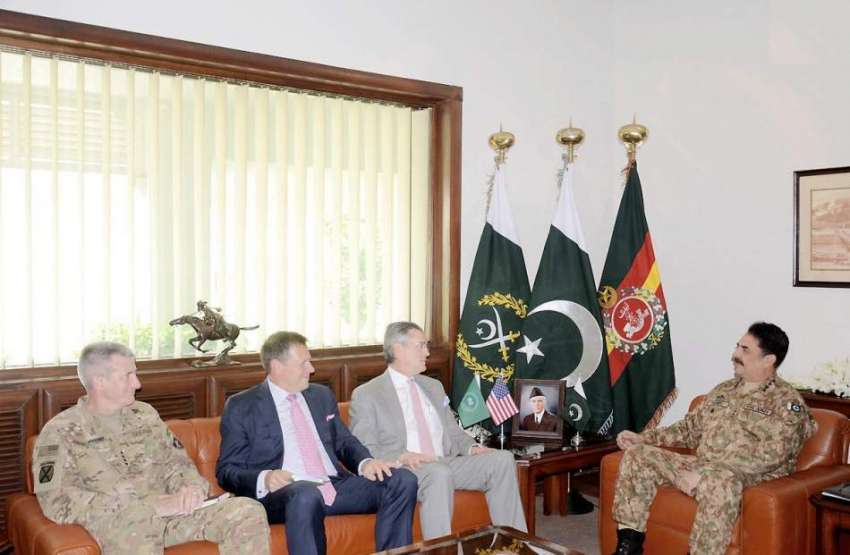 راولپنڈی: آرمی چیف جنرل راحیل شریف سے امریکی وفد ملاقات ..