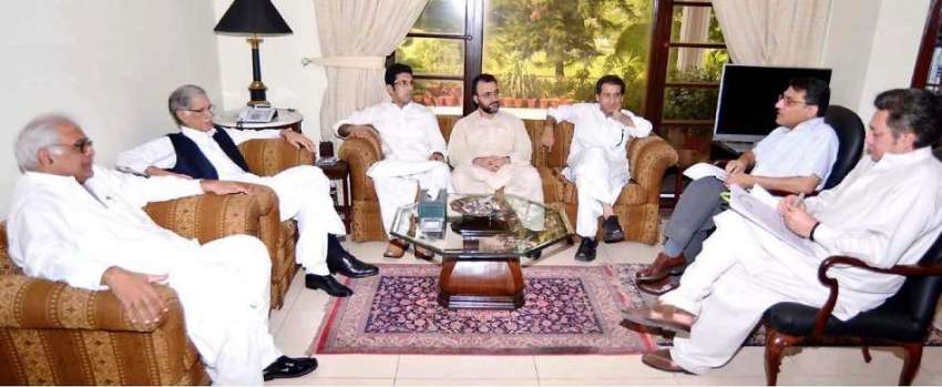 پشاور: وزیر اعلیٰ خیبر پختونخوا بجٹ سے متعلق اجلاس کی صدارت ..
