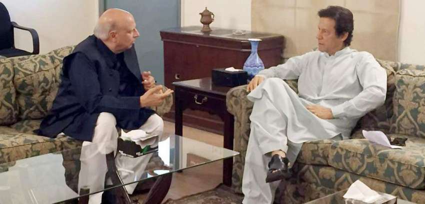 اسلام آباد: چیئرمین تحریک انصاف عمران خان سے سابق گورنر ..
