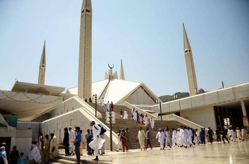 اسلام آباد: نماز فیصل مسجد میں نماز جمعہ ادا کرنے کے بعد ..