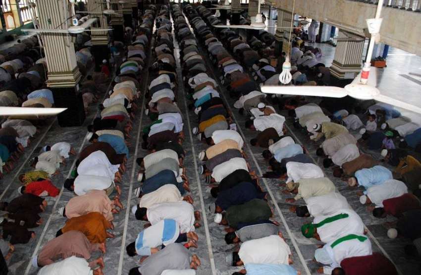 حیدر آباد: مسجد فیضان مدینہ میں رمضان المبارک کے تیسرے جمعة ..