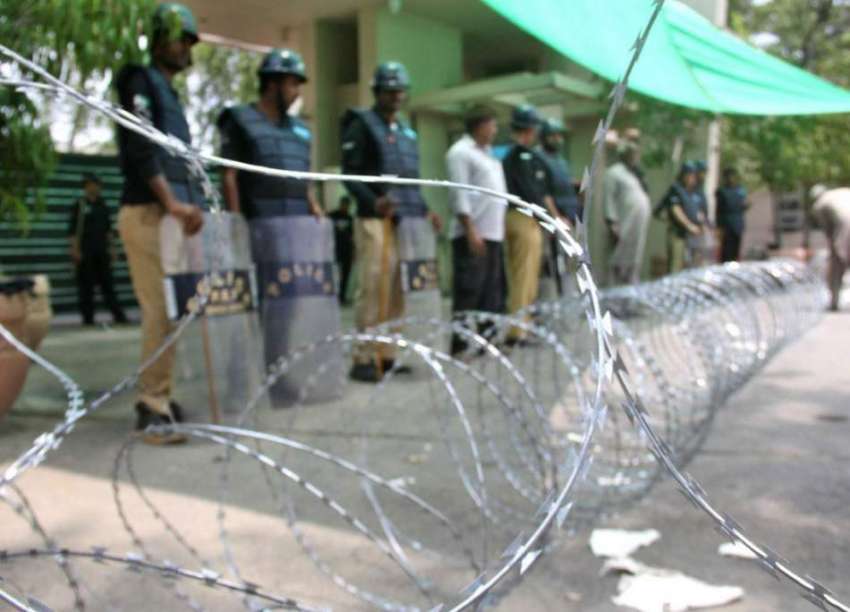 لاہور: پولیس نے متاثرین کے احتجاج کے باعث رائل پام گالف اینڈ ..