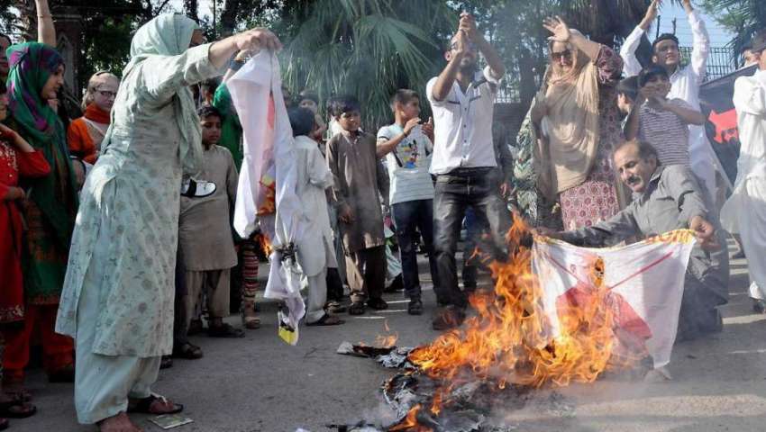راولپنڈی: مقبوضہ کشمیر میں بھارتی مظالم کے خلاف کشمیری مہاجرین ..
