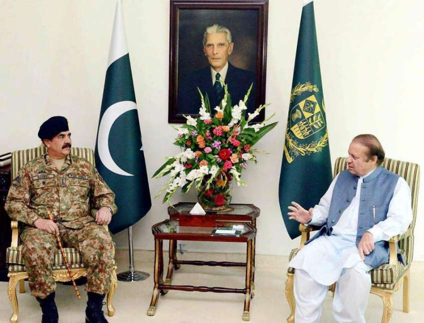 اسلام آباد: وزیر اعظم محمد نواز شریف سے پاک فوج کے سربراہ ..