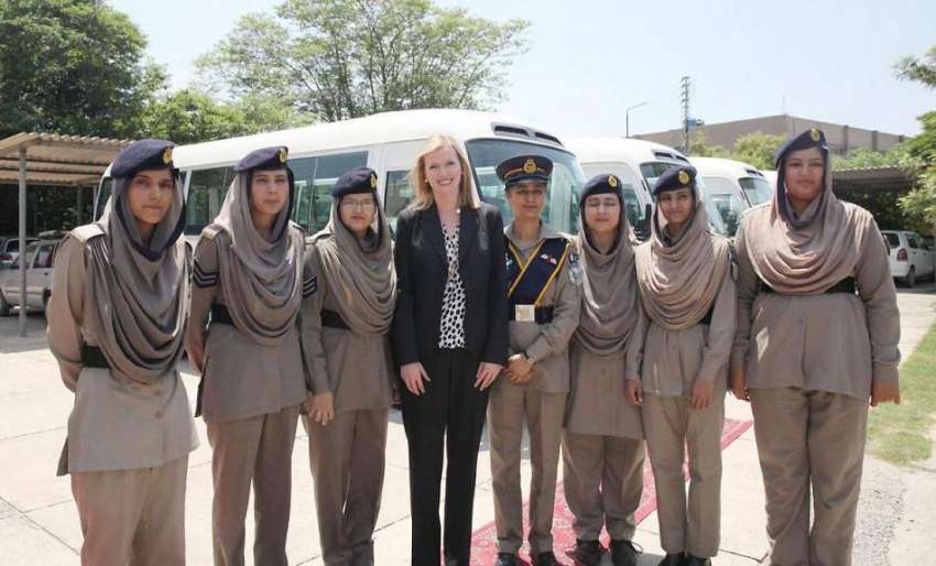اسلام آباد: امریکی سفارتخانہ کا خواتین پولیس افسران کے لیے ..
