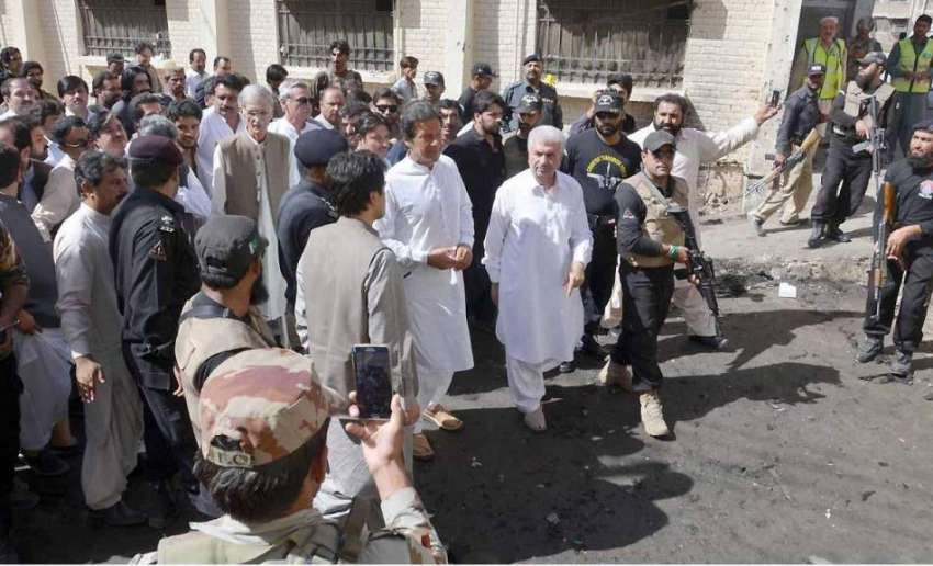کوئٹہ: چیئرمین پاکستان تحریک انصاف عمران خان سول ہسپتال ..
