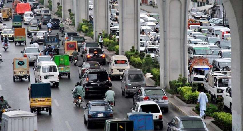 راولپنڈی: ٹریفک پولیس کی نااہلی مری روڈ پر بد ترین ٹریفک ..