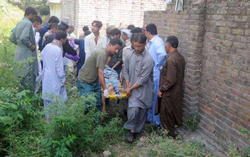 راولپنڈی: مڑیڑ حسن میں ٹرین کی زد میں آنیوالے شخص کو ہسپتال ..