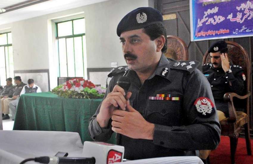 راولپنڈی: آر پی او پولیس لائن میں پولیس دربار میں خطاب کر ..