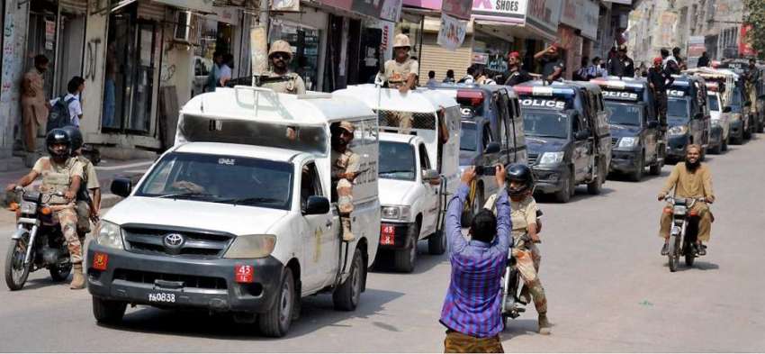 حیدر آباد: محرم الحرام کی آمد پر رینجرز اور پولیس کے مشرکہ ..