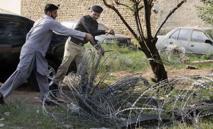 راولپنڈی: پولیس اہلکار محرم الحرام کے سلسلہ میں سیکیورٹی ..