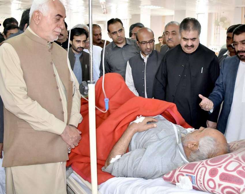 کوئٹہ: وزیر اعلیٰ بلوچستان نواب ثناء اللہ خان زہری، صوبائی ..