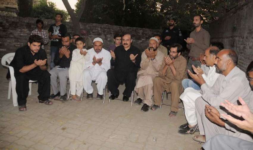 راولپنڈی: وزیر مملکت کیڈ طارق فضل چوہدری گزشتہ روز فوت ہونیوالے ..