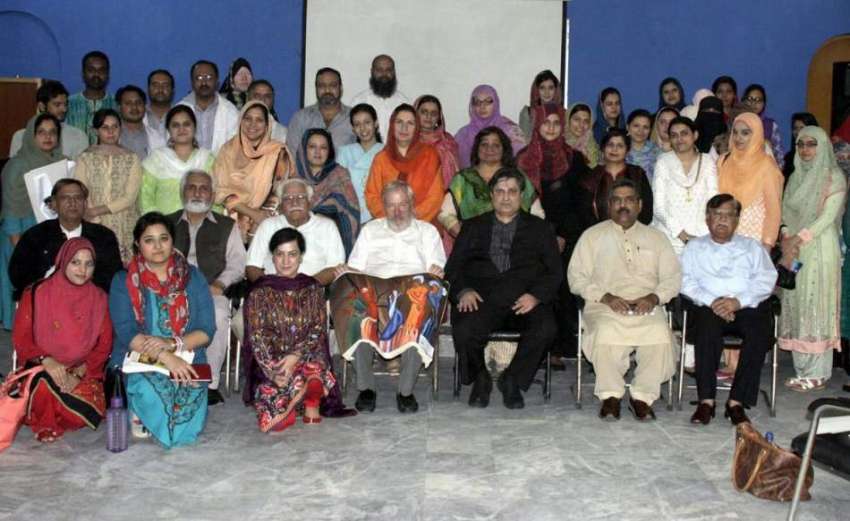 لاہور:فاؤنٹن ہاؤس میں سائیکو ایجوکیشن پروگرام کی تقریب ..