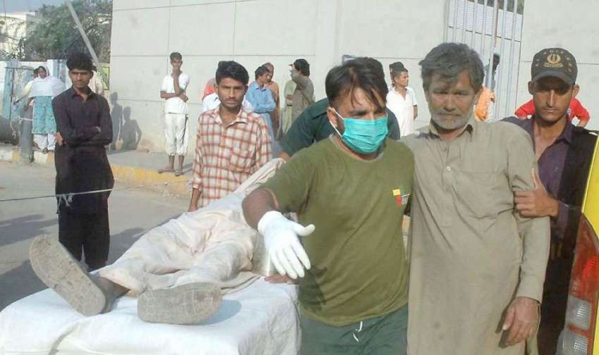 کراچی: جمعہ گوٹھ کے قریب دو ٹرینوں کے حادثے میں جاں بحق ہونے ..