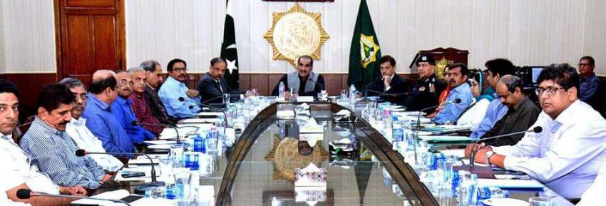 کراچی: وفاقی وزیر ریلوے خواجہ سعد رفیق اعلیٰ سطحی اجلاس ..
