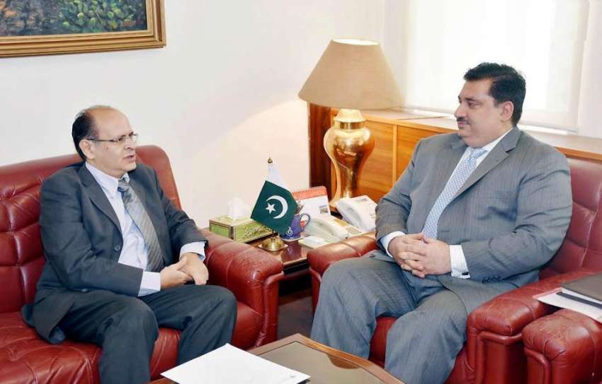 اسلام آباد: وفاقی وزیر تجارت خرم دستگیر خان سے سائپرس کے ..
